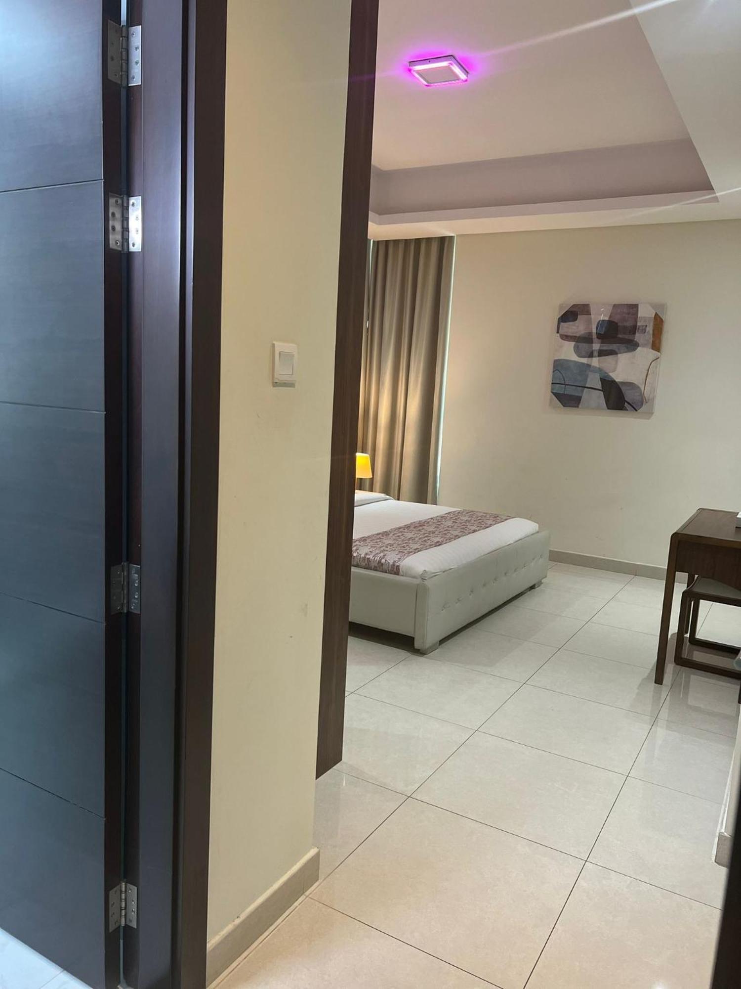 Aparthotel Sirius Tower Manama Zewnętrze zdjęcie